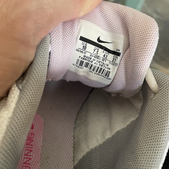 Nike Shoes Womens 10 Initiator Running Sneakers 394053-101 White Silver Lace Up - Picture 8 of 8